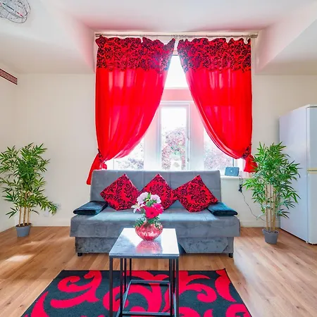 Apartmán F11Gh - Stylish Flat With Fast Wifi And Parking