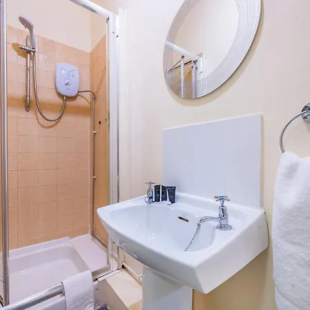 F11Gh - Stylish Flat With Fast Wifi And Parking * Leeds (West Yorkshire)
