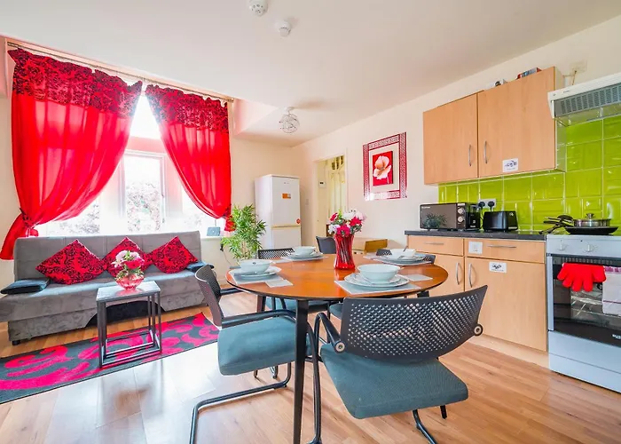 Cozy Luxe Haven: Free Parking & Fast Wifi Apartment Leeds (West Yorkshire)