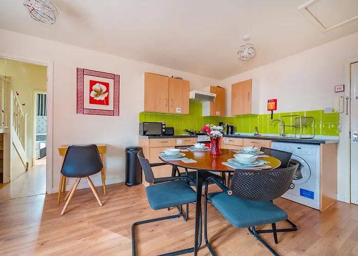 *g11h* For A Cosy Luxurious Lovely + Free Parking + Free Fast Wifi Perfect For Work Or Pleasure*